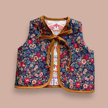 Load image into Gallery viewer, Butterfly Botanicals Quilted Gilet | 3-4 years
